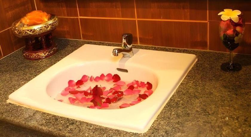 R-Con Residence Pattaya Ngoại thất bức ảnh